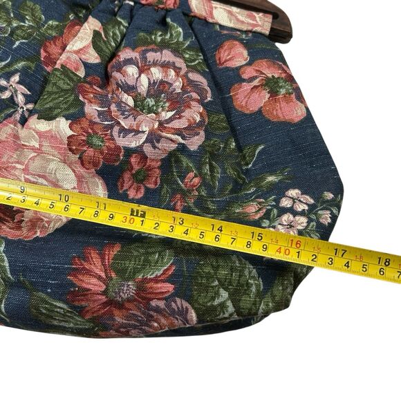 Vintage Carpetbags Of America Blue Multicolor Floral Bag With Wooden Handles - Picture 5 of 16